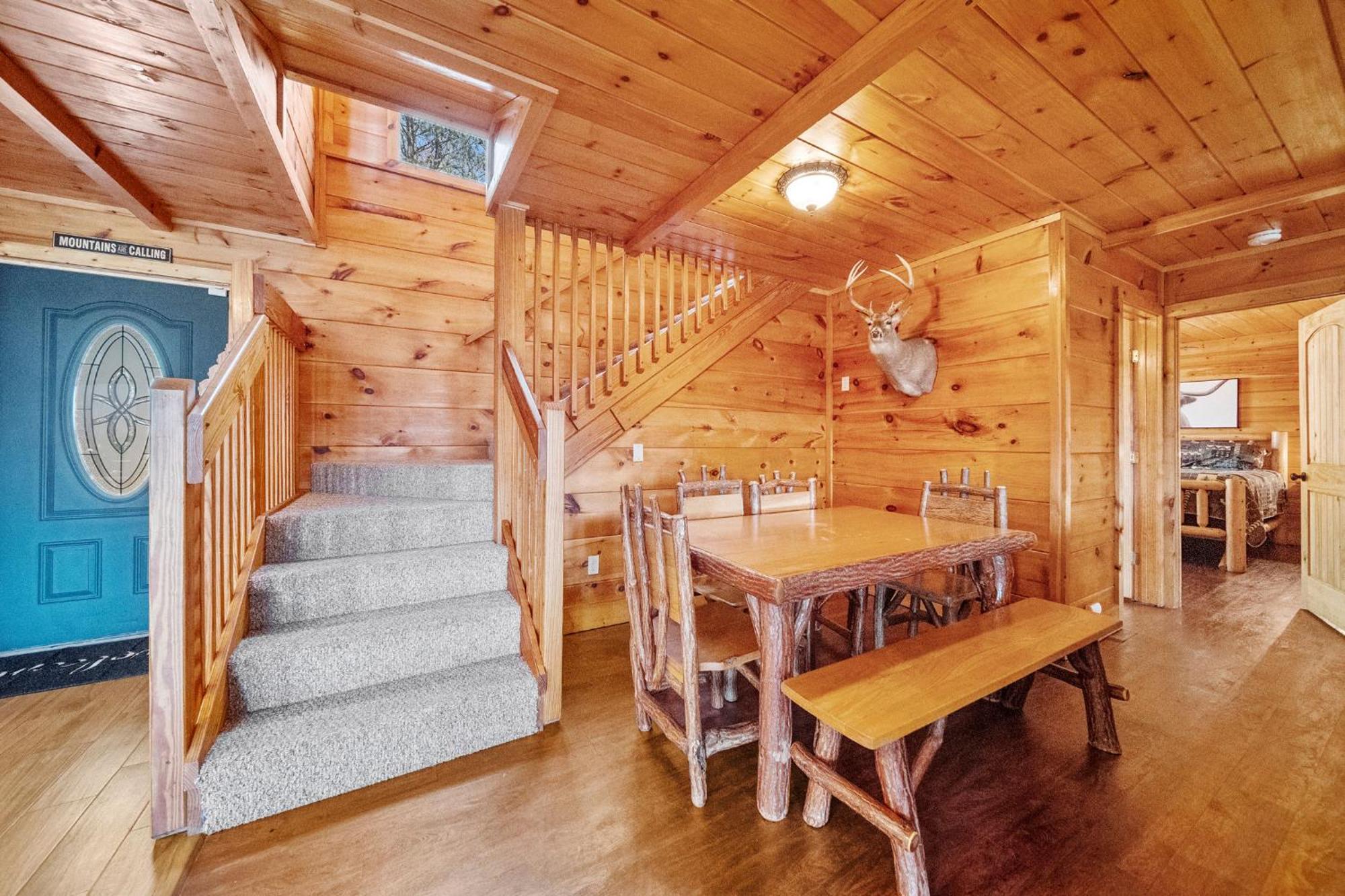 Stairway To Heaven Cabin By Staycating Gatlinburg Buitenkant foto